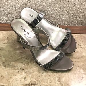 Madeline Stuart silver & mirrored 2” heels
